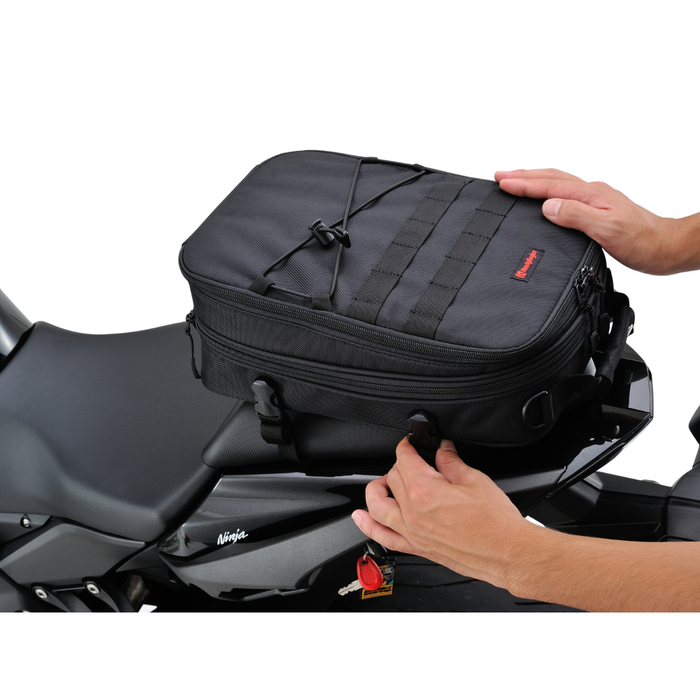 Seat Bag (All Purpose) H5.9–8.7 × W9.8 × D13.6 (in) 7–12 (liters)